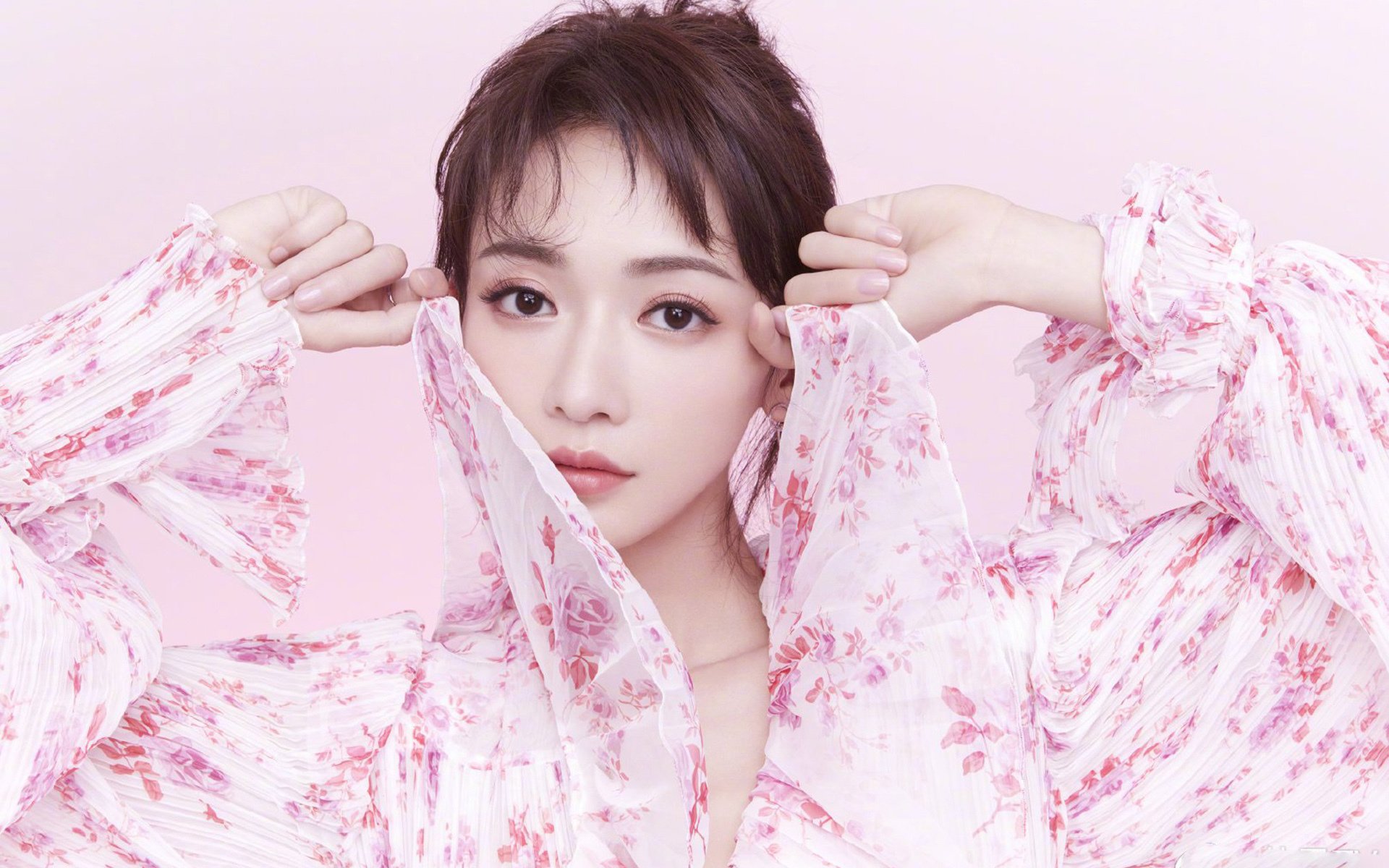 开云APP-_未来运动装备发布：科技创新引领潮流_，未来科技运动鞋