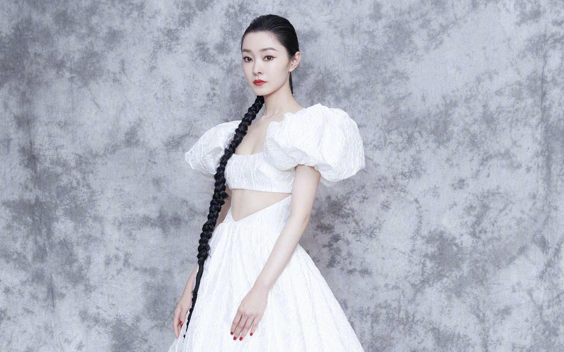 Kaiyun APP-_退役运动员转型：从球场到教练、解说席_，健美运动员席鑫